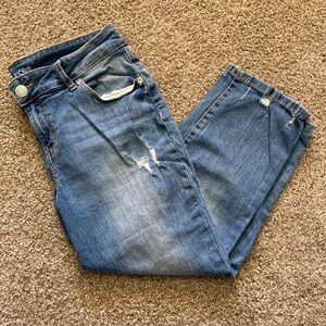 Maurice’s size 12 distressed crop jeans